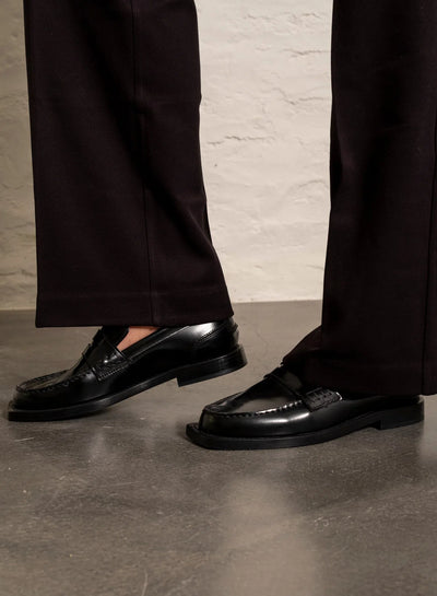 Closed | Loafers